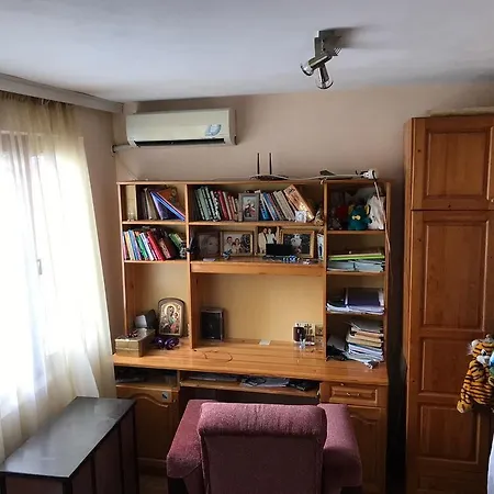 Two-bedroom Apartman *